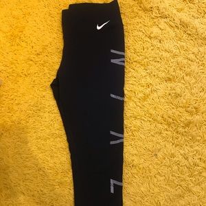 cropped nike leggings